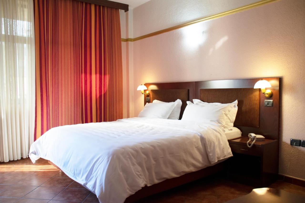 Elysee Tirana